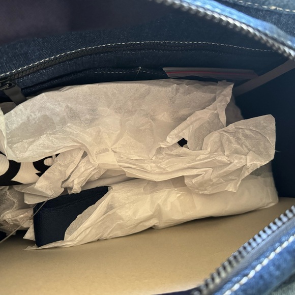 Marc Jacobs The Denim Medium Tote Bag, NWT - Picture 11 of 13